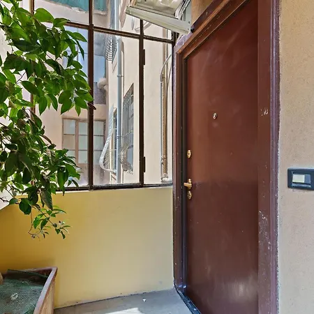 Porta Genova Navigli Classy Flat 아파트 *
